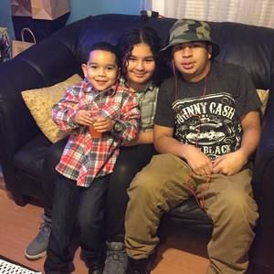 Meet your Posher, Claudio